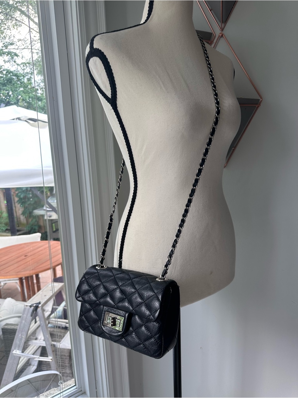 GENUINE LEATHER Quilted Black Crossbody Shoulder Bag Purse Flap Silver Chain